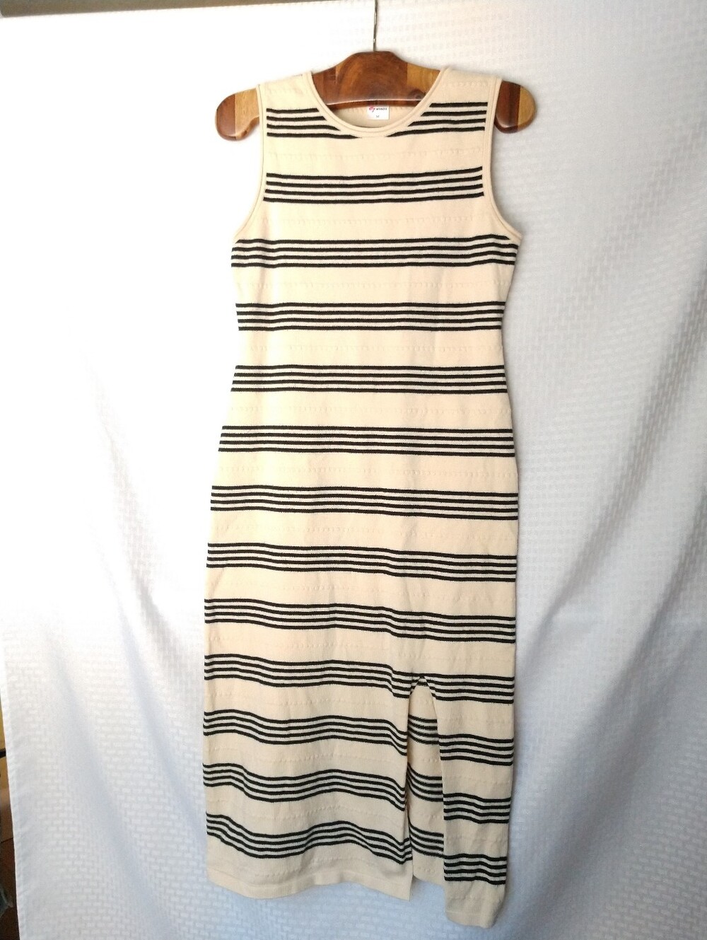 Wiholl Dress Sweater Dress Sheath Sleeveless Striped Cream Black Medium